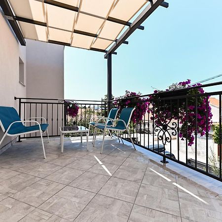 Apartments Mena 비빈제 외부 사진